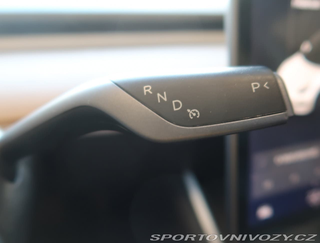 2019 Tesla MODEL 3 - 12