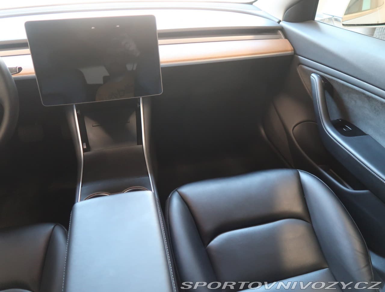 2019 Tesla MODEL 3 - 8