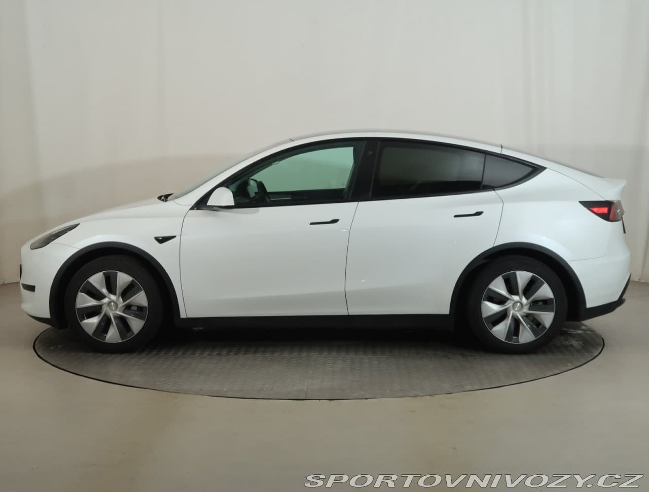 2023 Tesla MODEL Y - 3