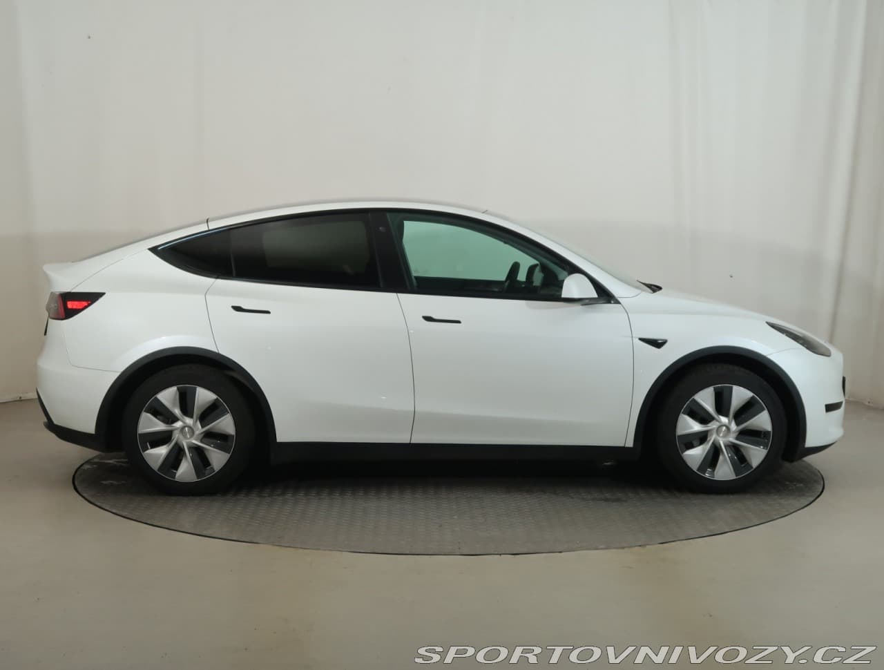 2023 Tesla MODEL Y - 6