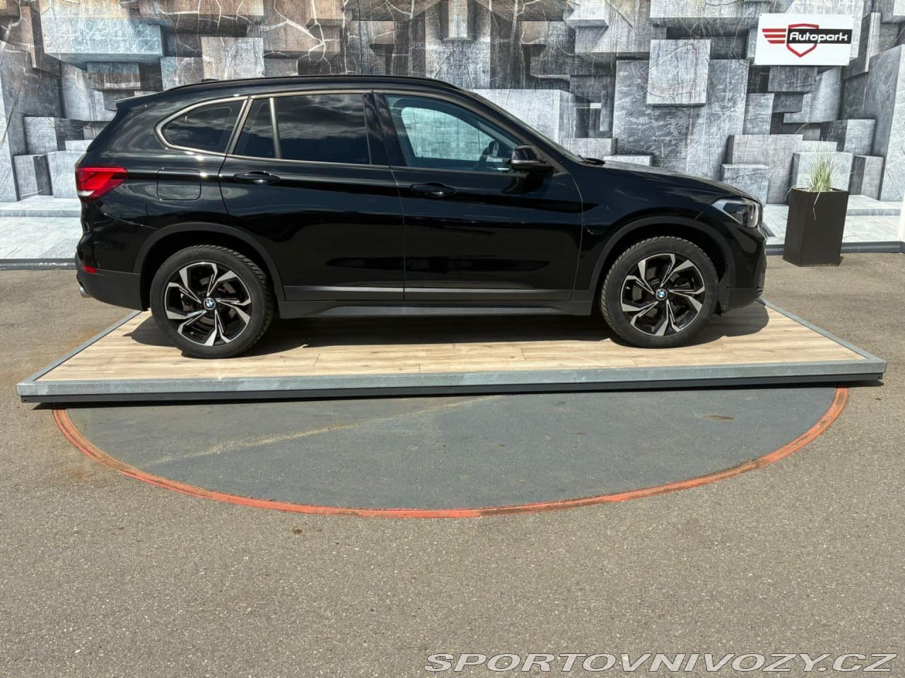 2019 BMW X1 - 9