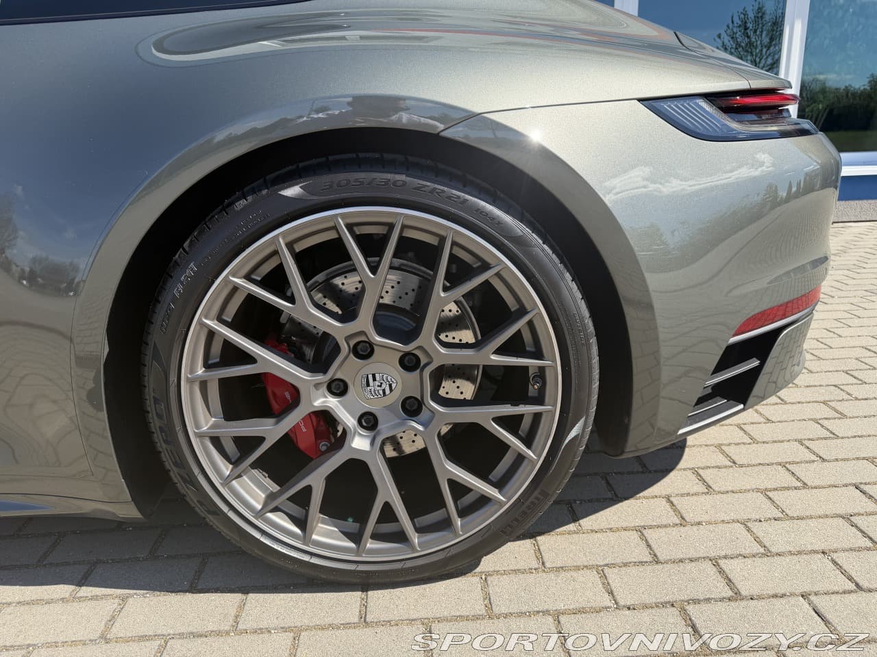 2019 Porsche 911 - 10