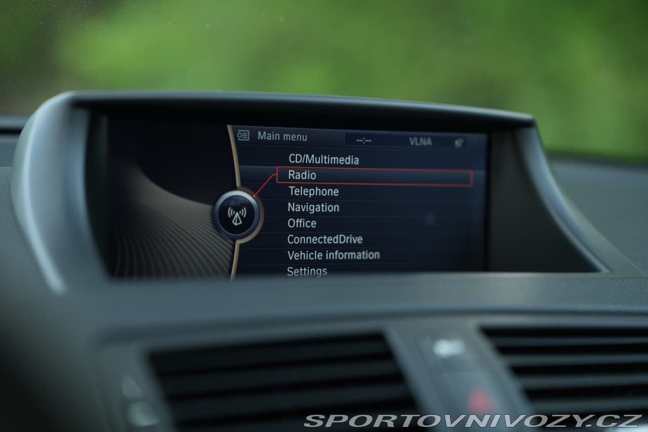 2012 BMW 1-SERIES - 19