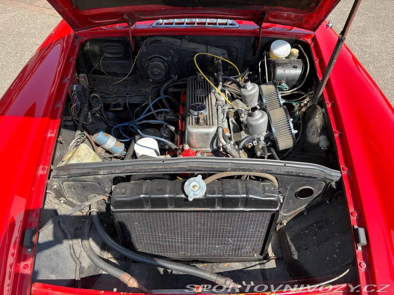 1973 MG MGB - 11