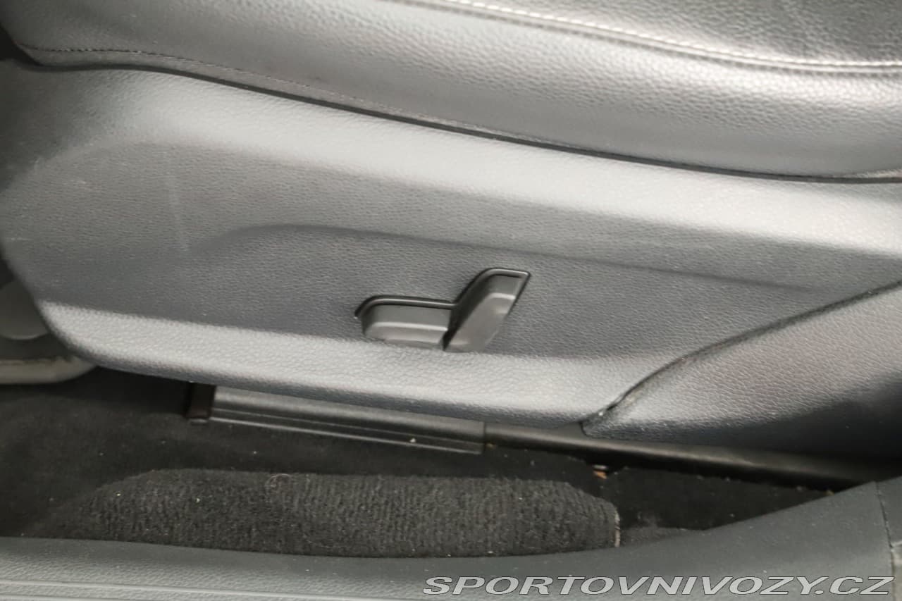 2017 Mercedes-Benz E-CLASS - 18