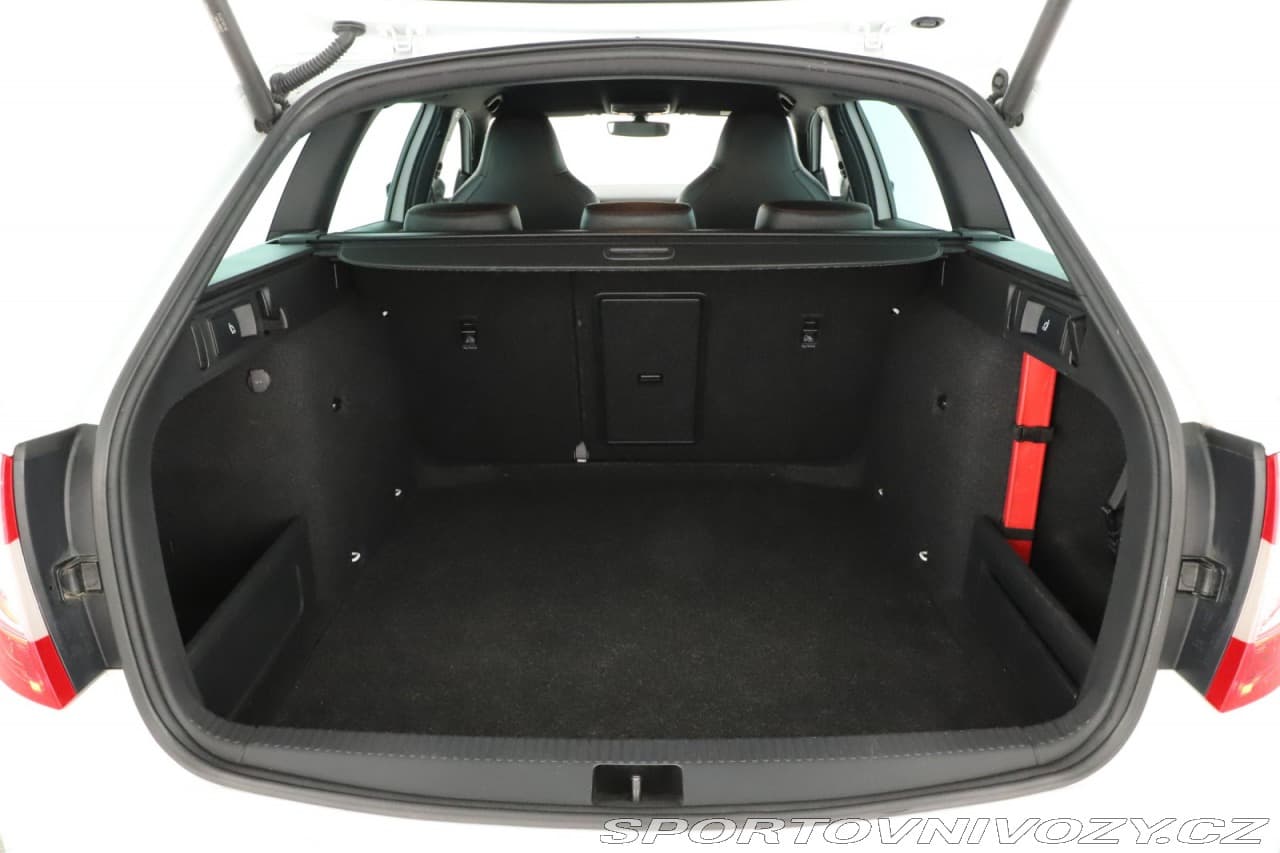2016 Škoda OCTAVIA - 11