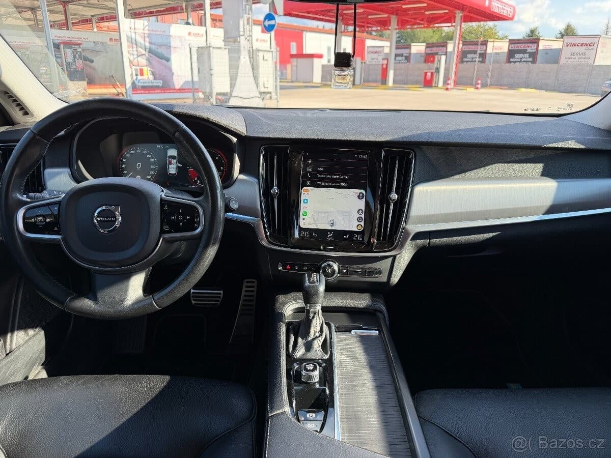 2018 Volvo V90 - 12