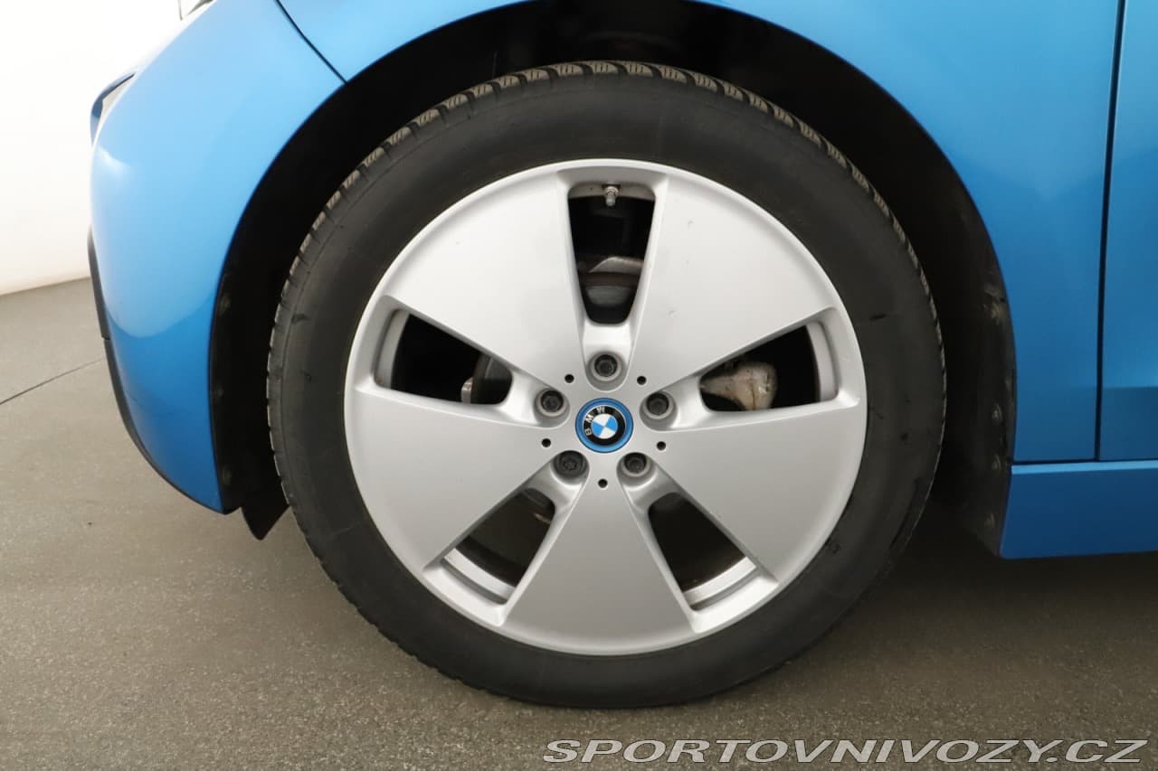 2016 BMW i3 - 12