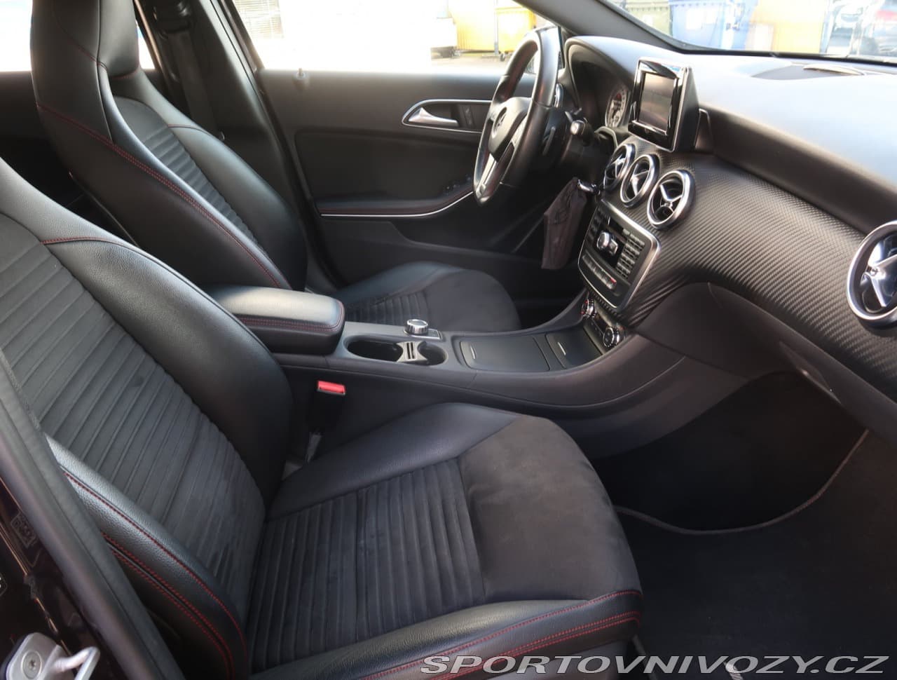 2013 Mercedes-Benz A-CLASS - 9