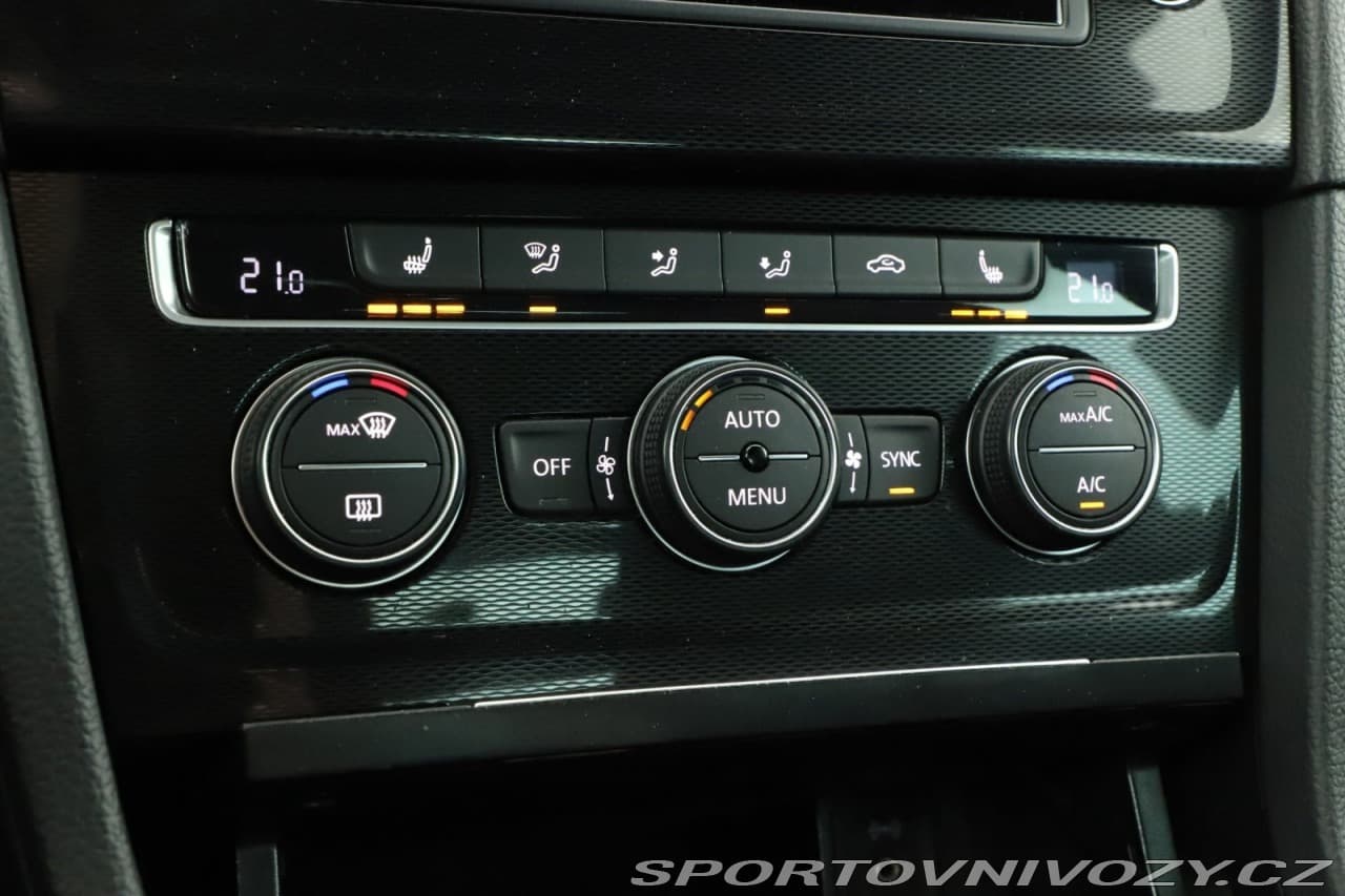 2016 Volkswagen GOLF - 25