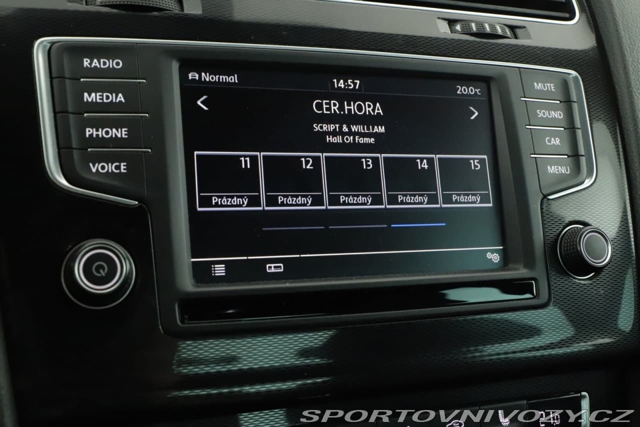 2016 Volkswagen GOLF - 27
