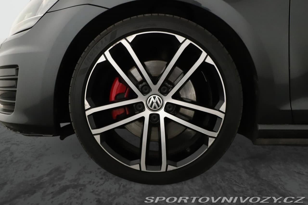 2016 Volkswagen GOLF - 35