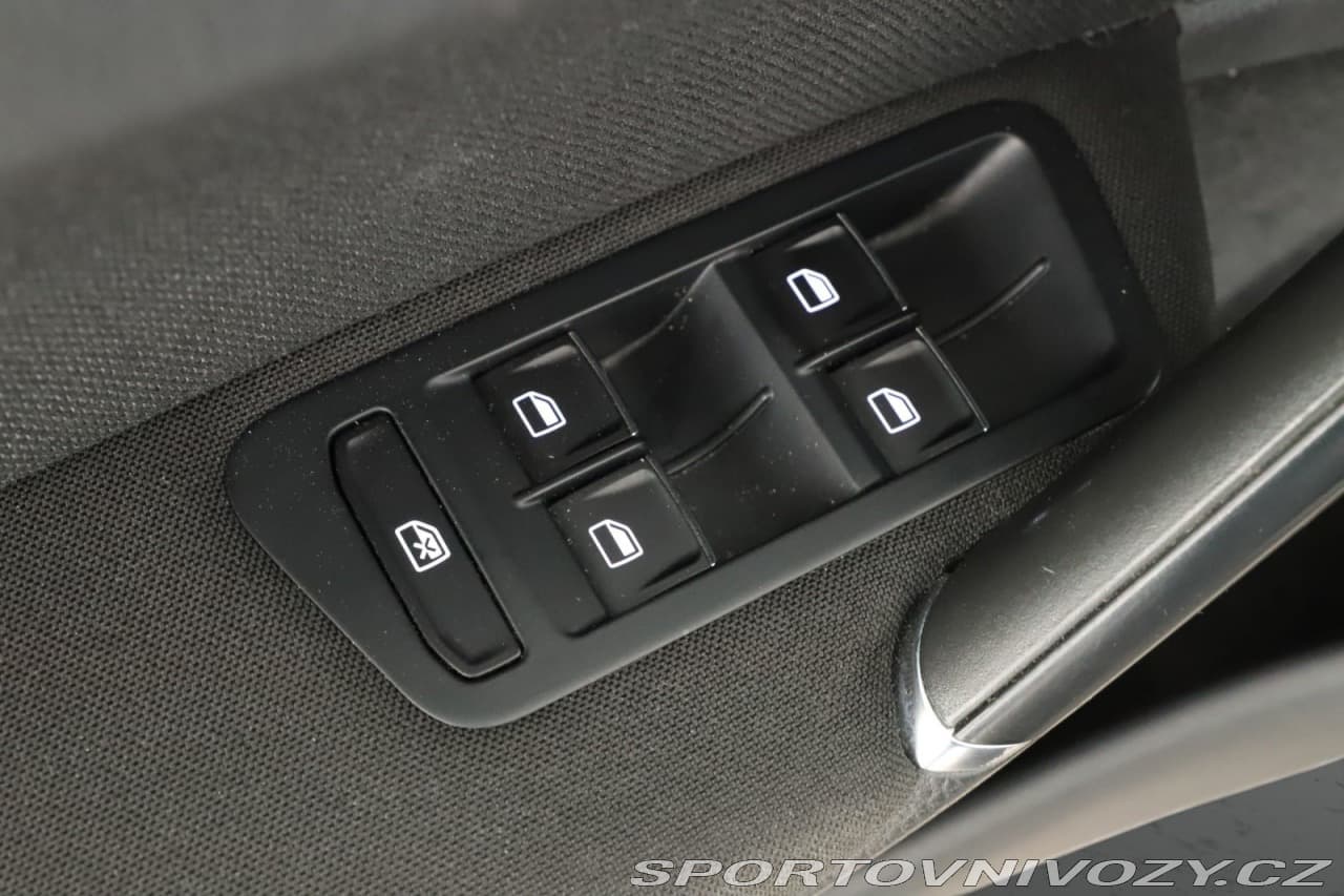 2016 Volkswagen GOLF - 17