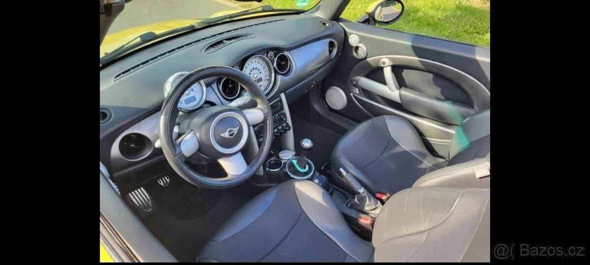 2005 Mini COOPER - 11