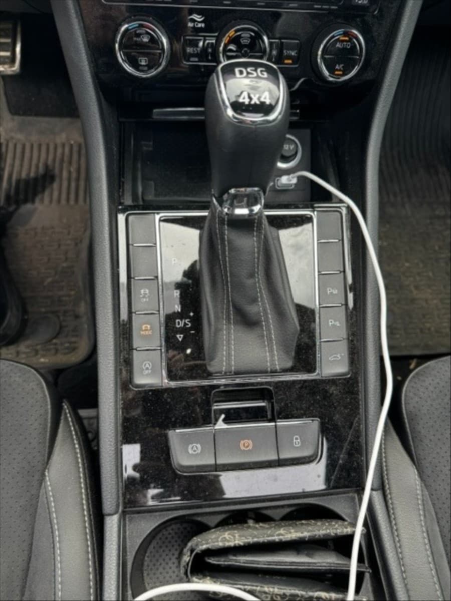 2018 Škoda SUPERB - 35