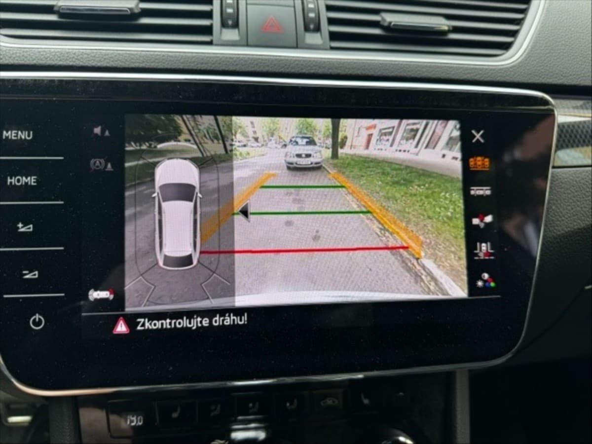 2018 Škoda SUPERB - 37