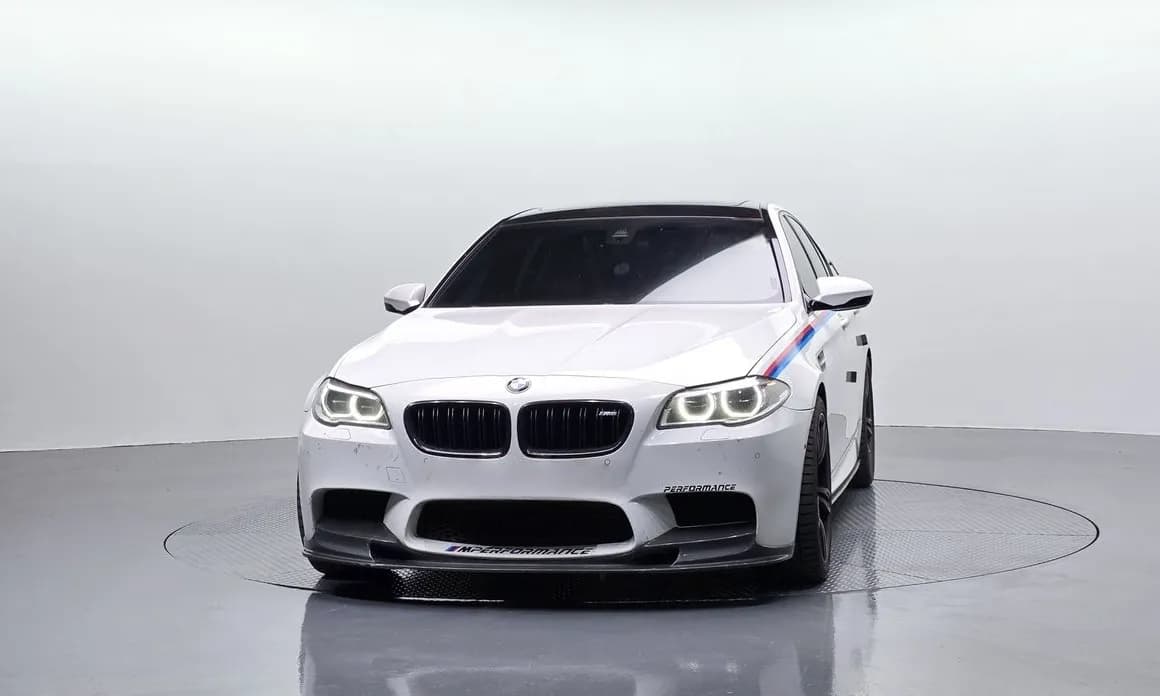 2016 BMW M5 - 5