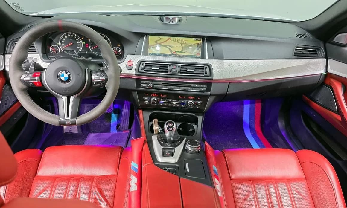 2016 BMW M5 - 13