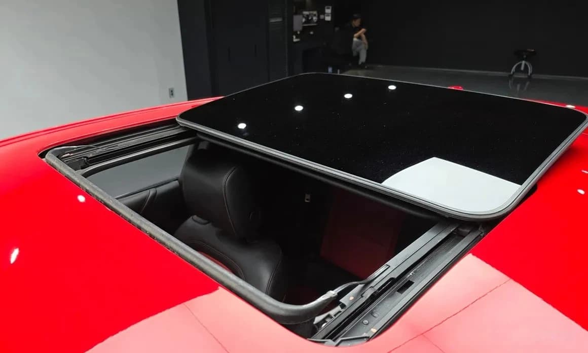 2021 Chevrolet CAMARO - 35
