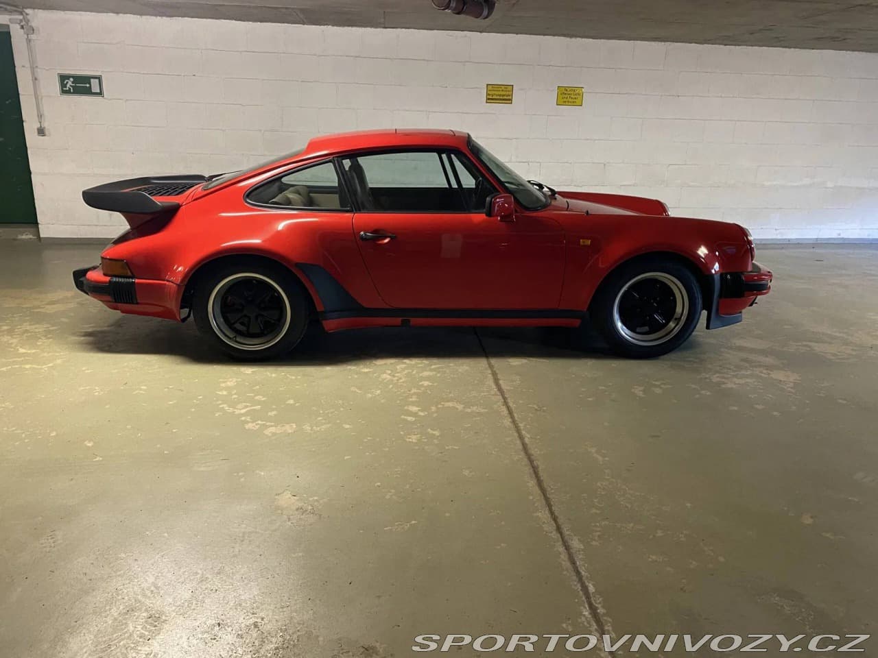 1984 Porsche 911 - 5