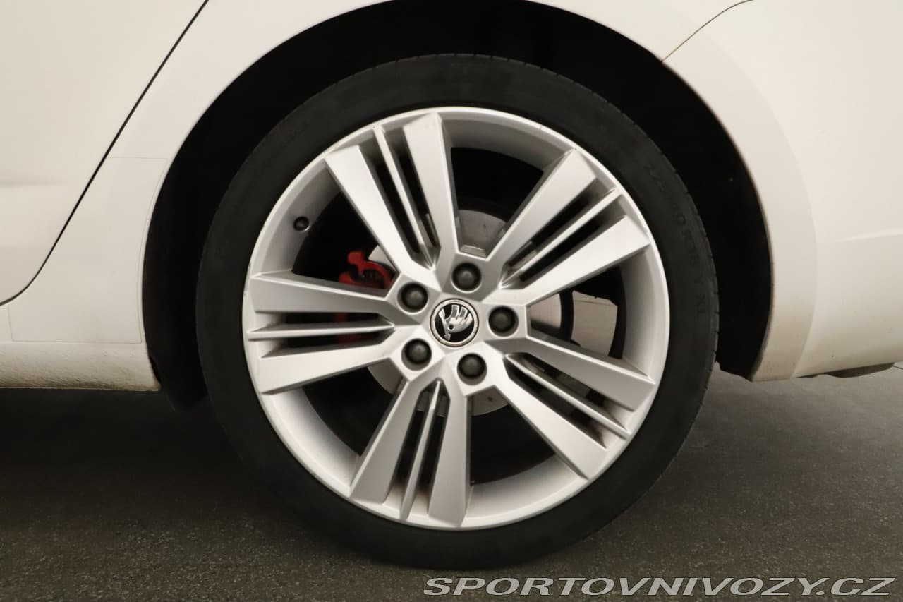 2015 Škoda OCTAVIA - 29