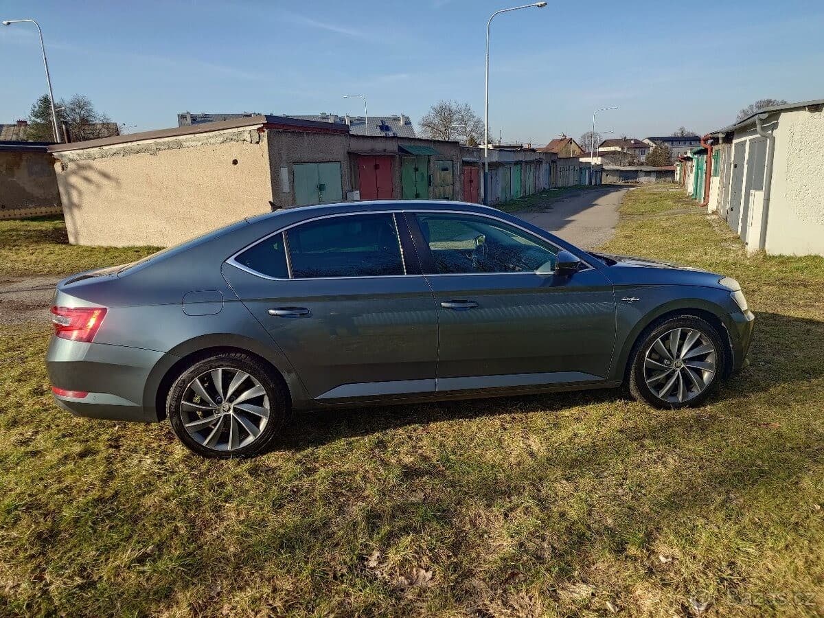 2019 Škoda SUPERB - 6