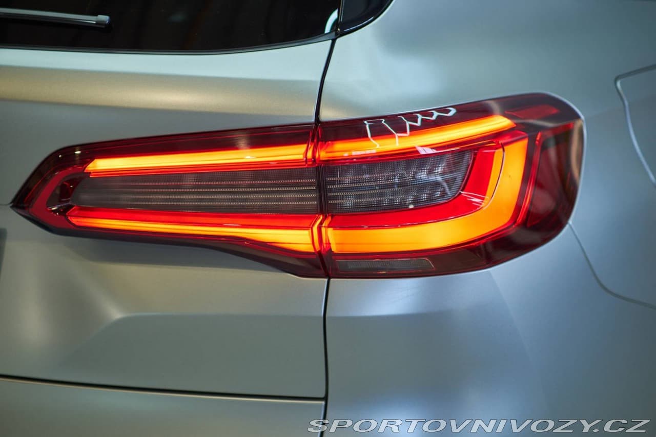 2019 BMW X5 - 21