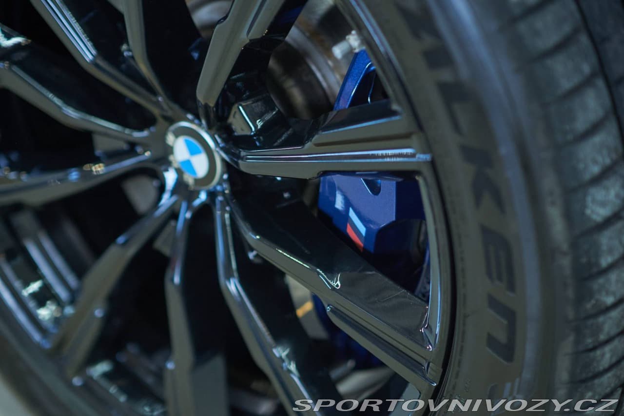 2019 BMW X5 - 13