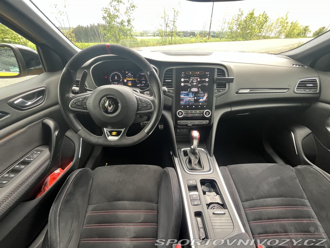 2021 Renault MEGANE - 25