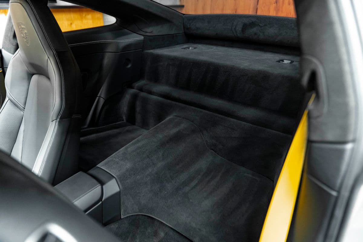2024 Porsche 911 - 55