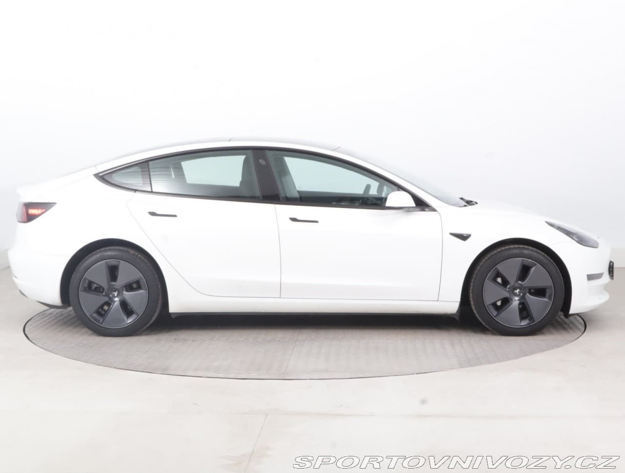 2022 Tesla MODEL 3 - 11