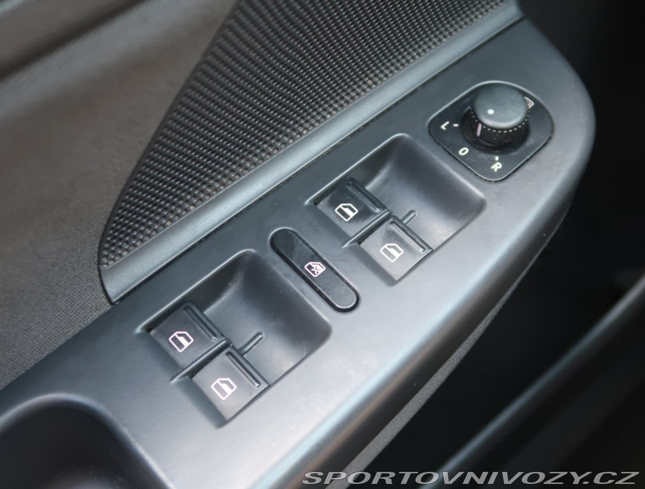 2007 Volkswagen GOLF - 25
