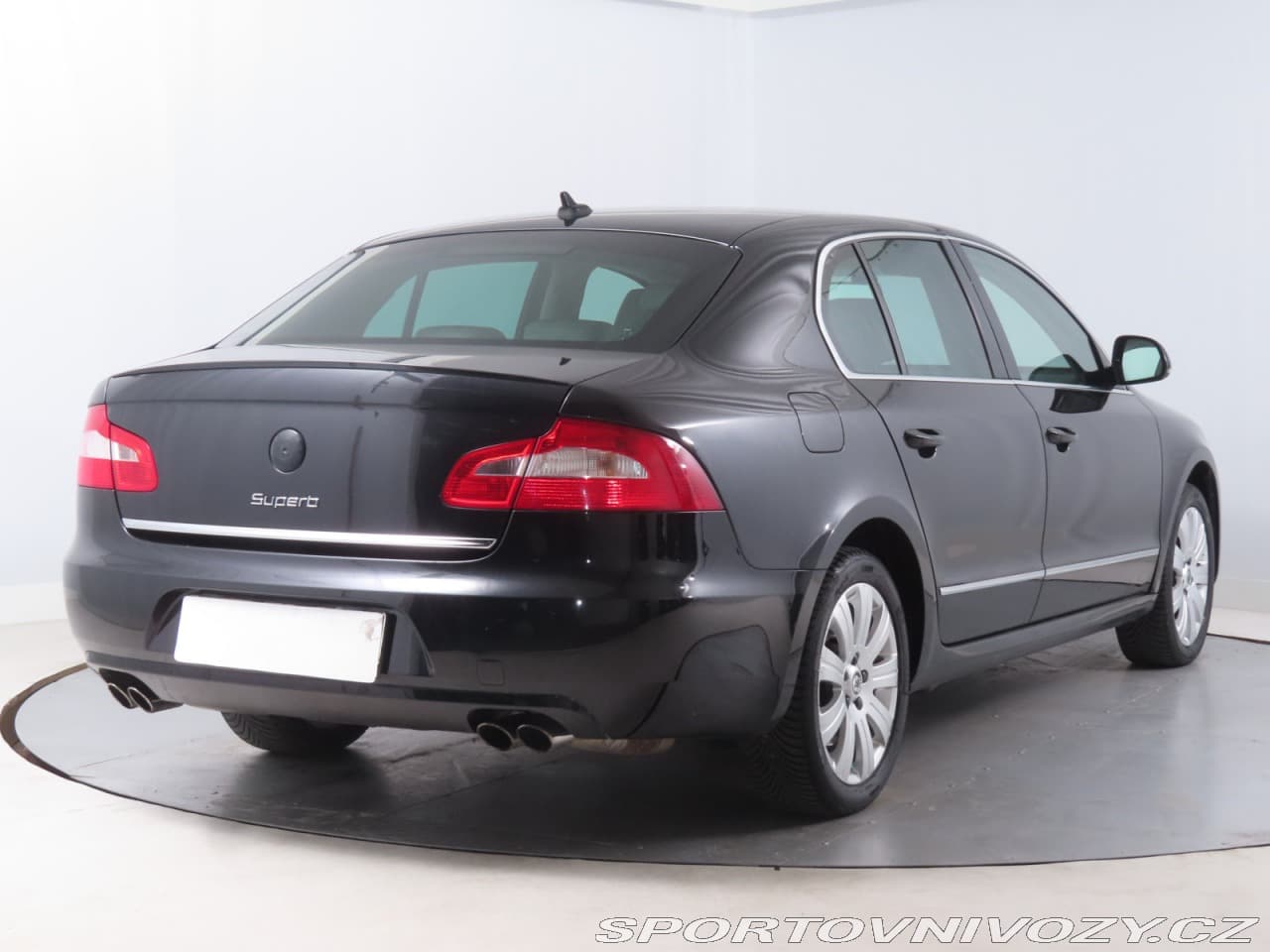 2011 Škoda SUPERB - 9