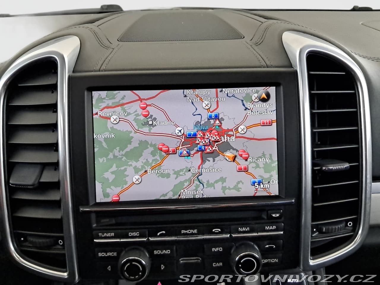 2010 Porsche CAYENNE - 18