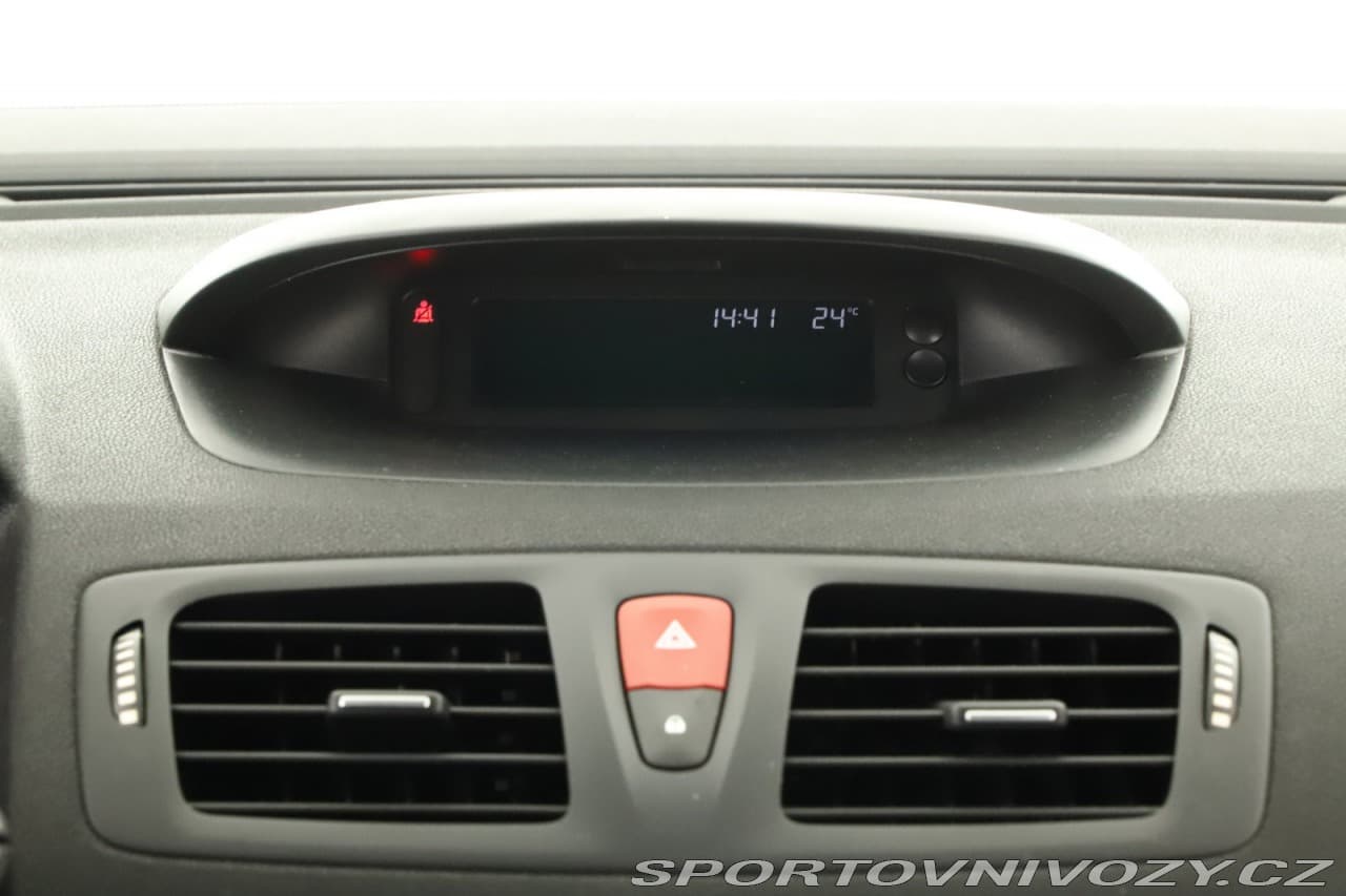 2009 Renault MEGANE - 12
