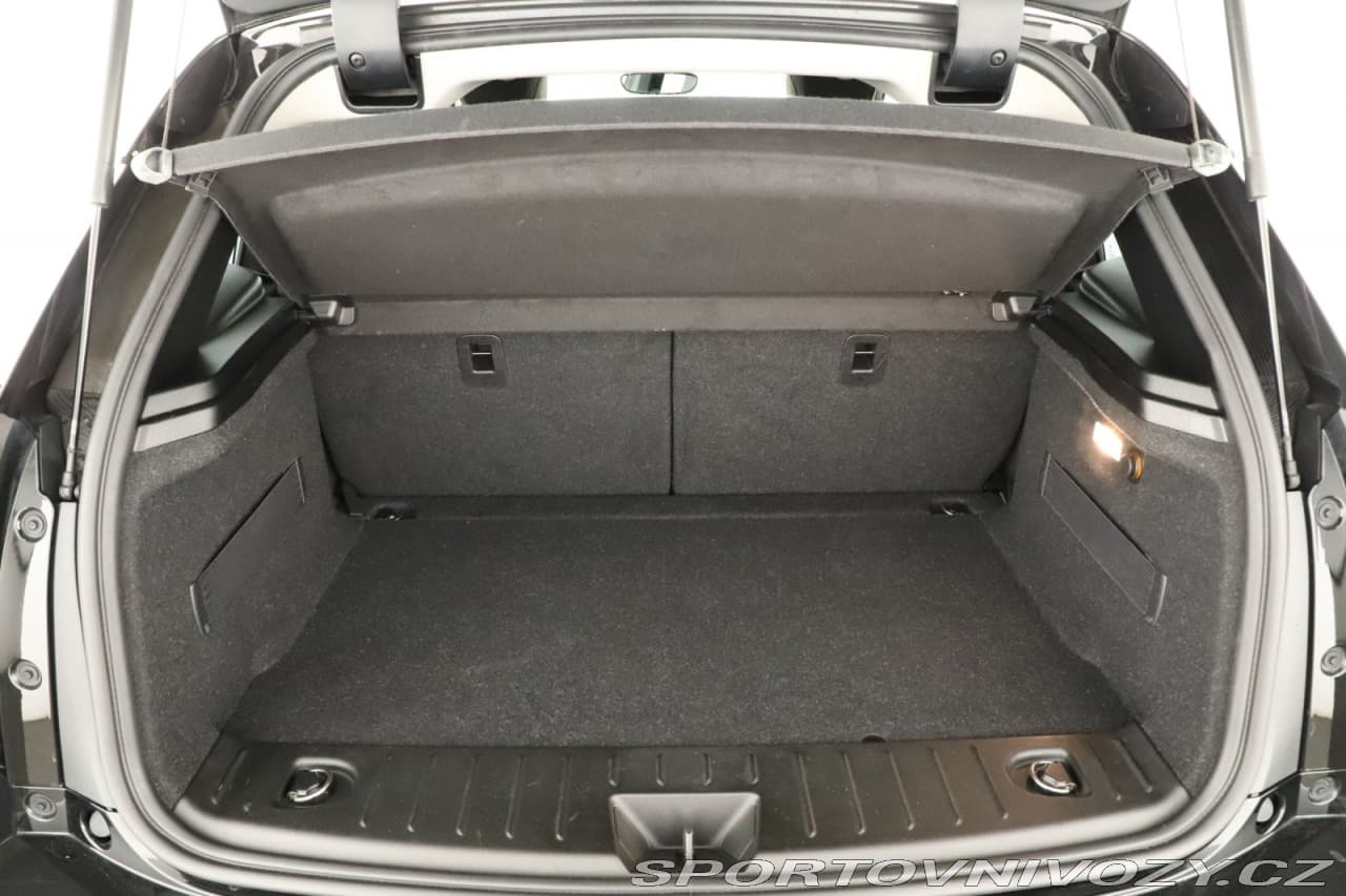 2019 BMW i3 - 10