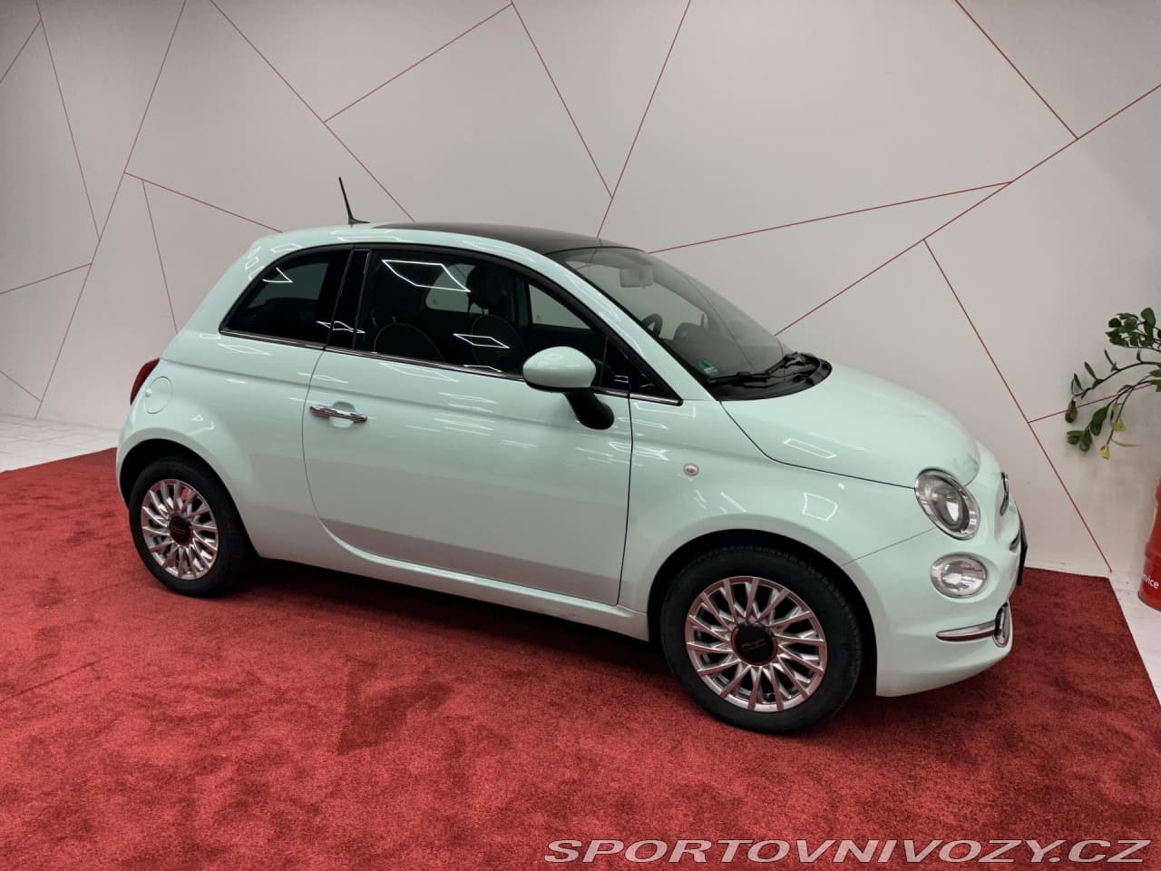 2017 Fiat 500 - 11