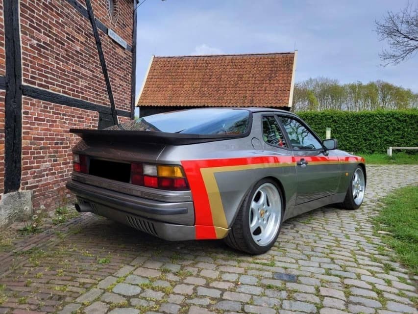 1985 Porsche 944 - 7