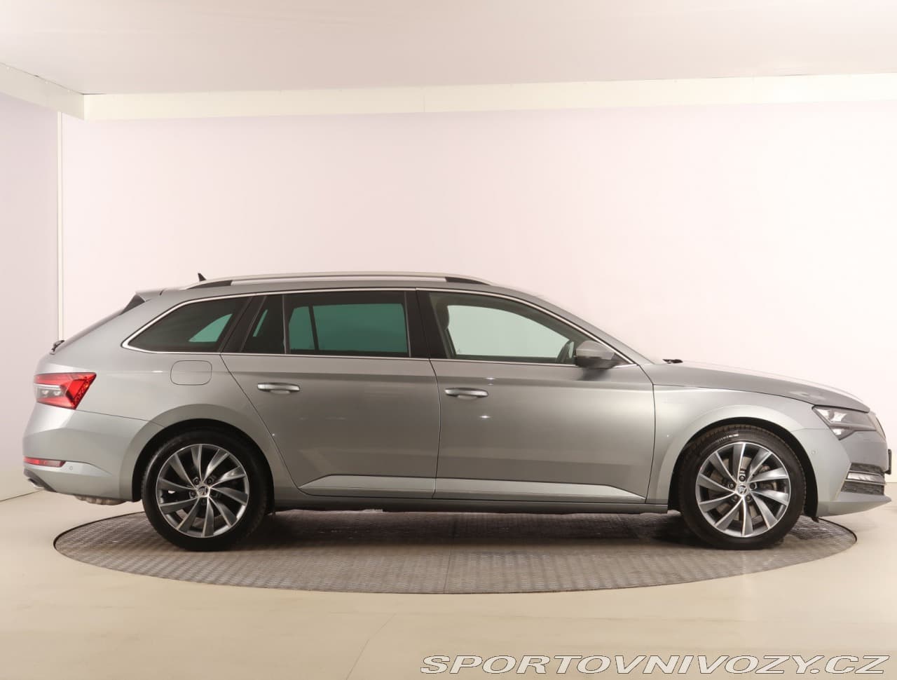 2021 Škoda SUPERB - 6
