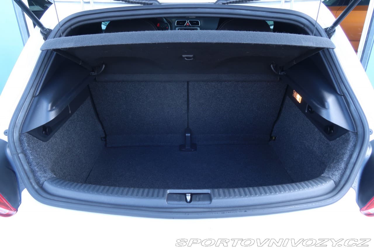 2009 Volkswagen SCIROCCO - 27