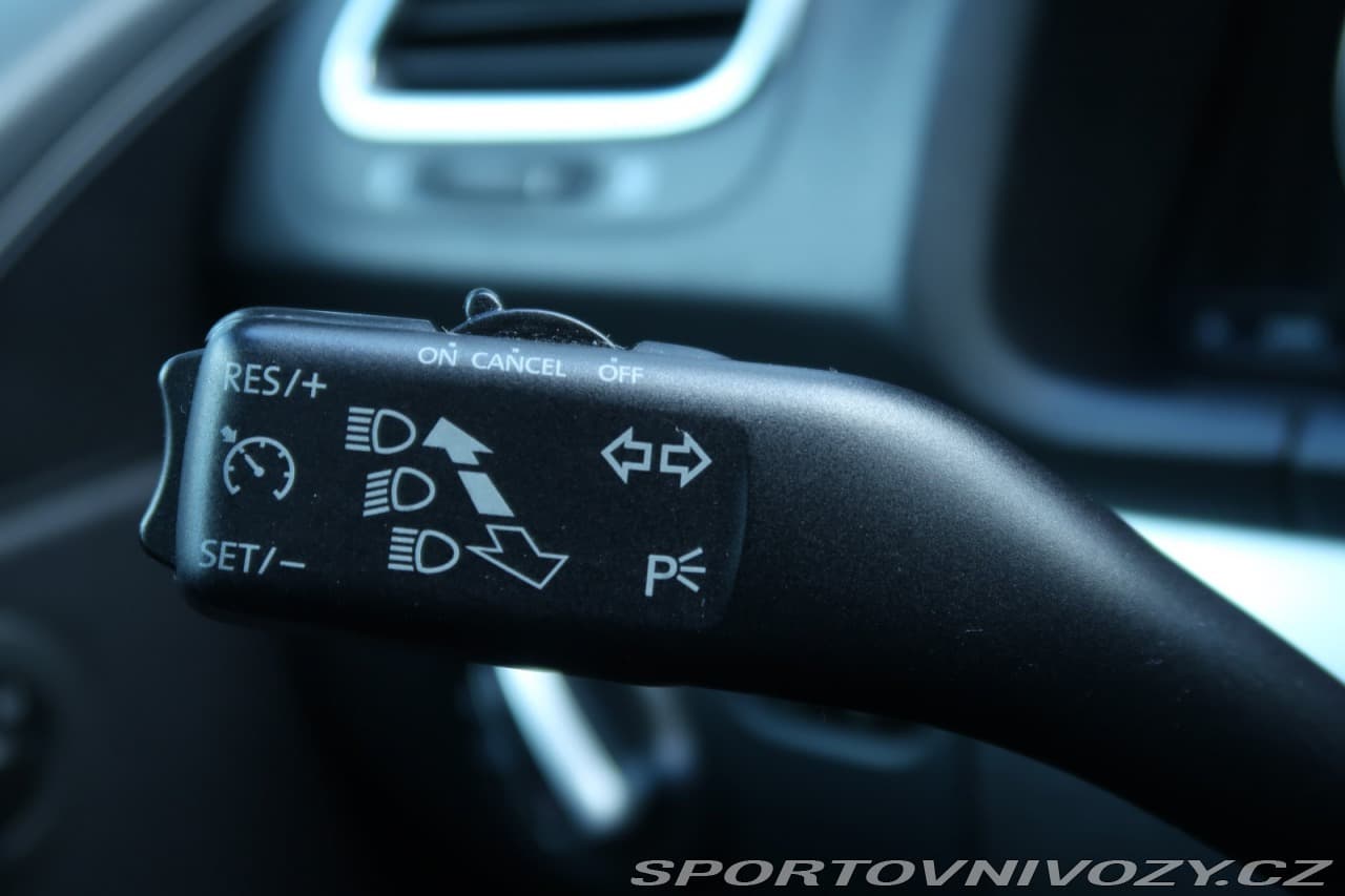 2009 Volkswagen SCIROCCO - 35