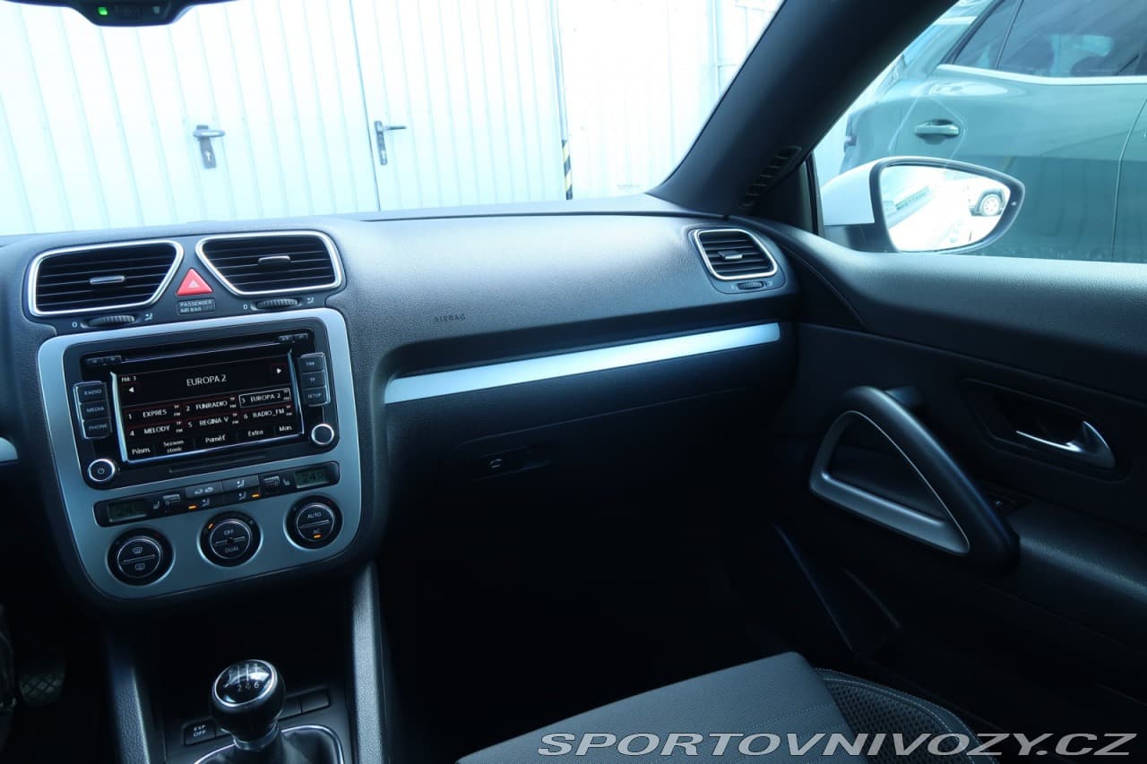 2009 Volkswagen SCIROCCO - 15