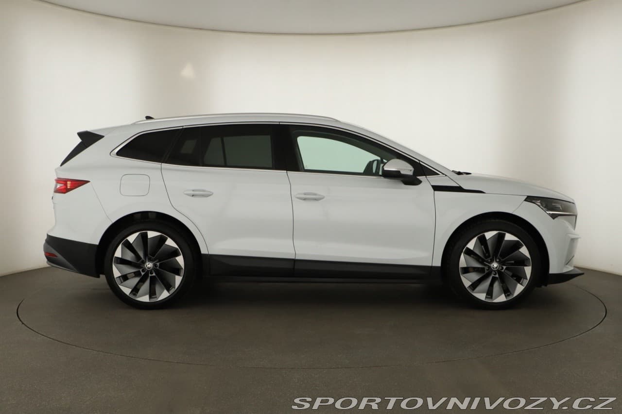 2022 Škoda ENYAQ - 11