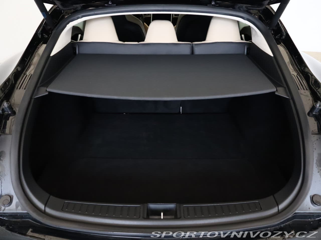 2017 Tesla MODEL S - 21