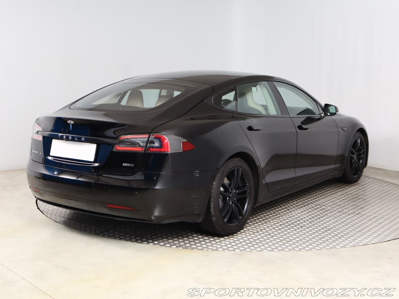 2017 Tesla MODEL S - 7