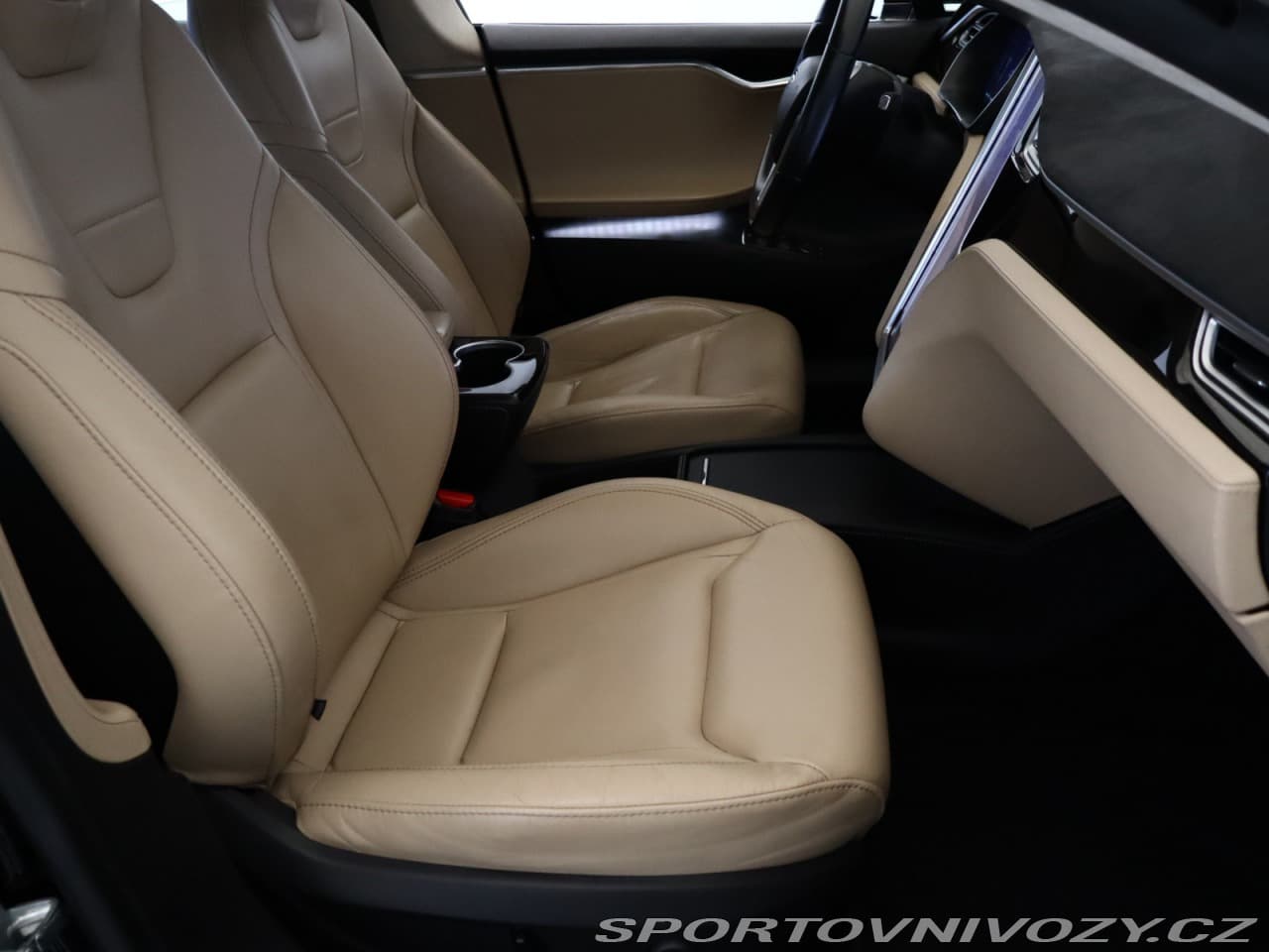 2017 Tesla MODEL S - 11