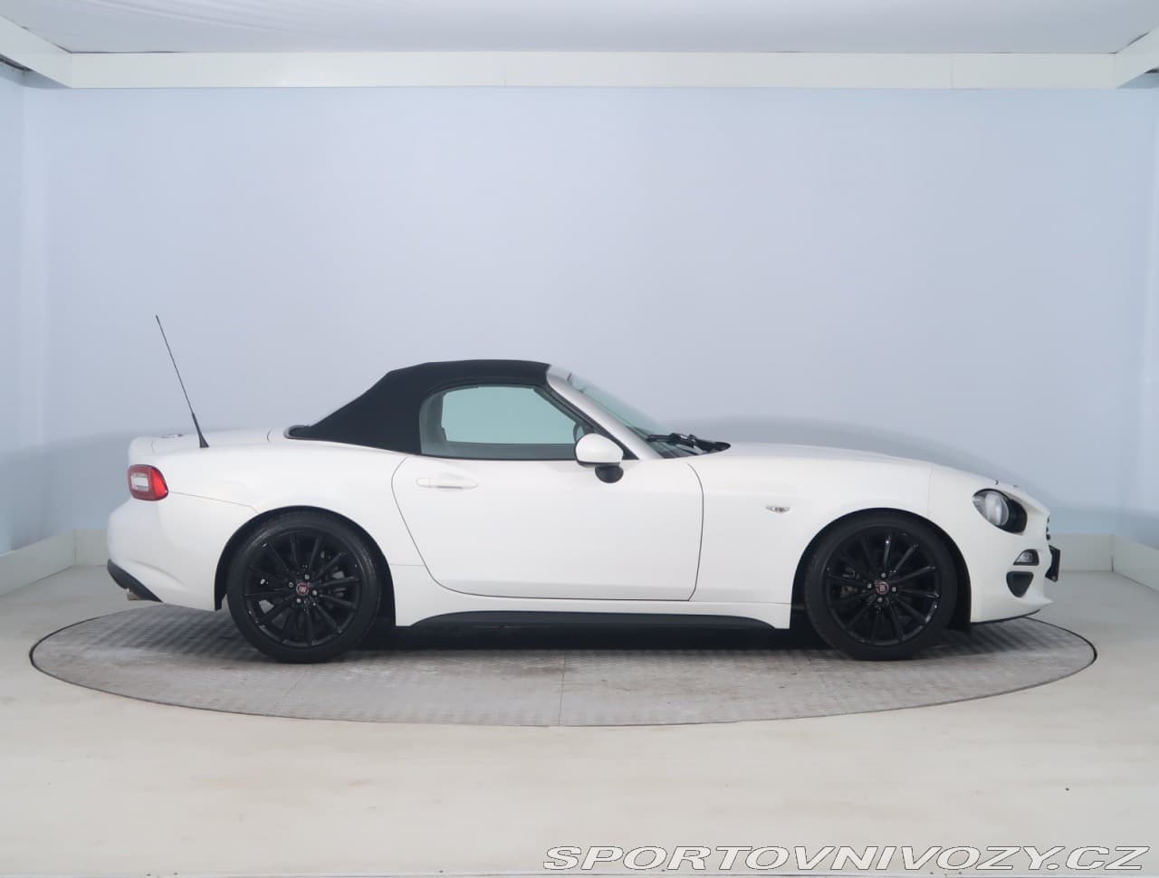 2019 Fiat 124 - 29