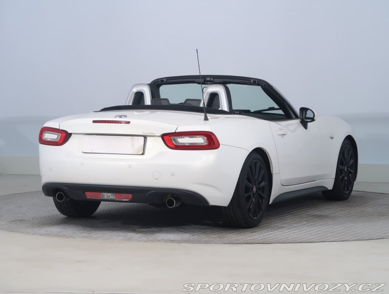 2019 Fiat 124 - 9
