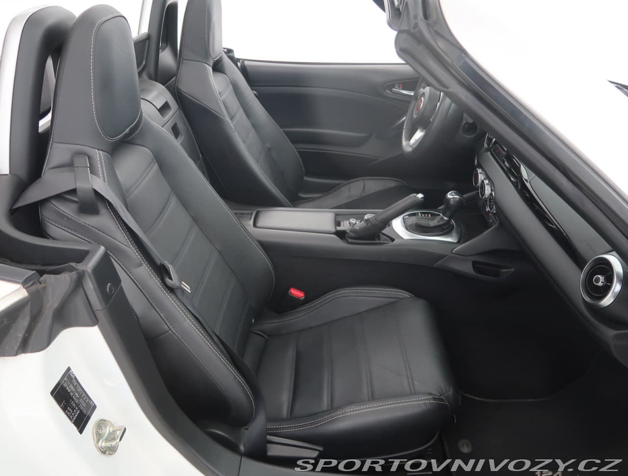 2019 Fiat 124 - 17