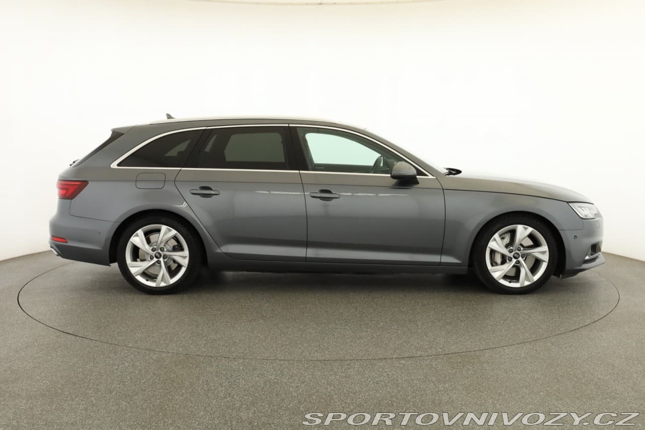 2019 Audi A4 - 11